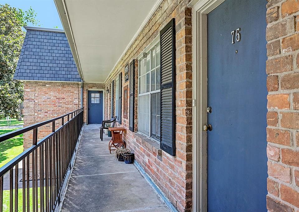 1st image of 9019 Gaylord Dr APT 75