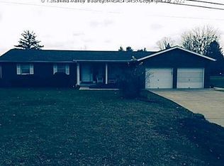 1248 Rock Camp Rd, Milton, WV 25541