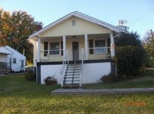 125 Woodlawn Dr, Rocky Mount, VA 24151