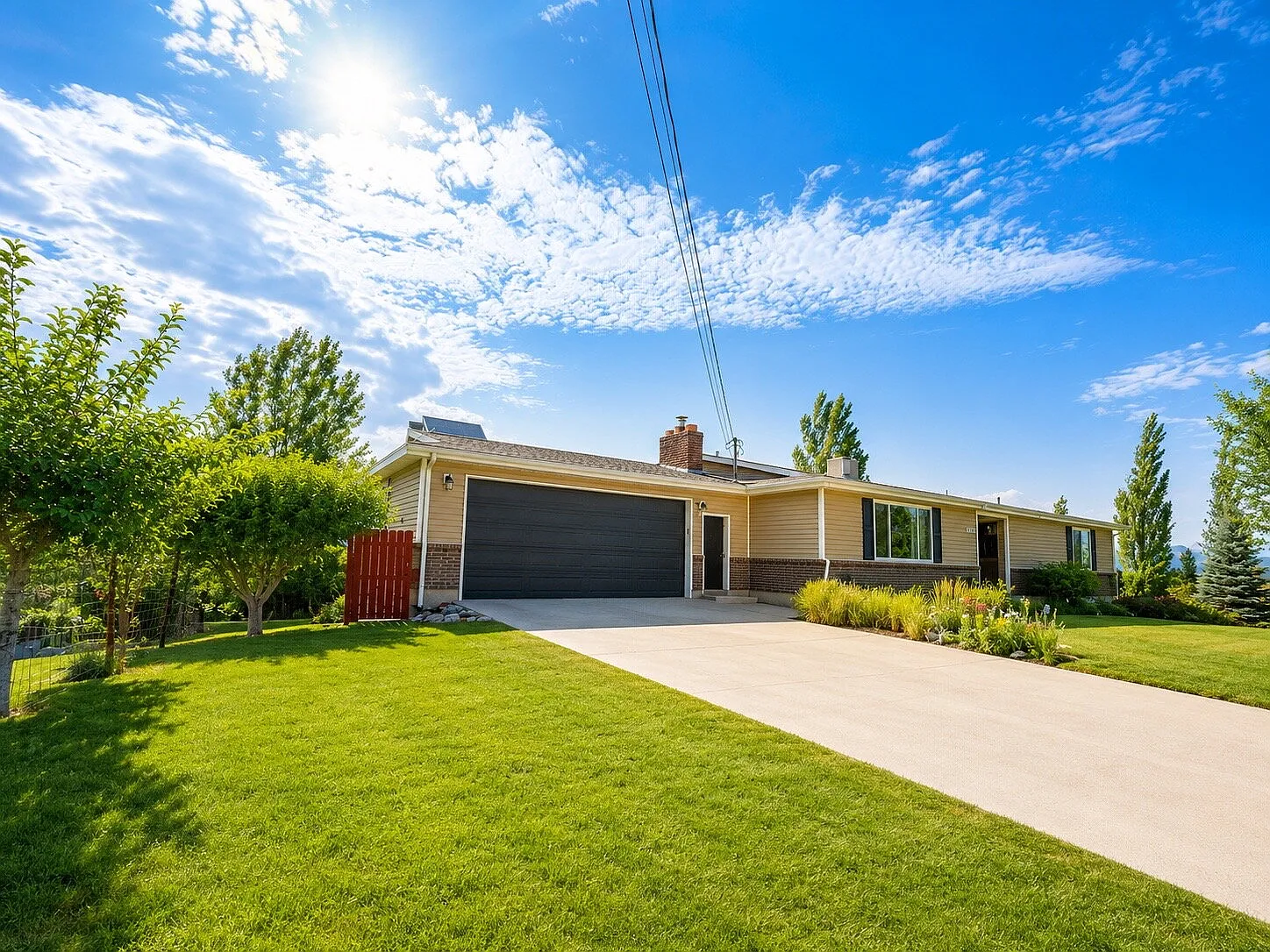 3 bed, 2.5 bath, 1988 sqft, $2,500 — Photo 3