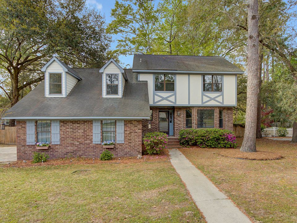2nd image of 107 Smythe Dr