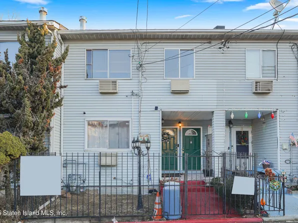 29 Clark Ln #A, Staten Island, NY 10304