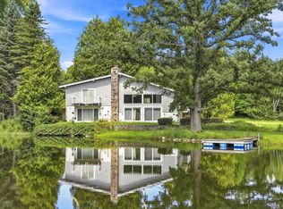 2300 Maple Rd, Grafton, WI 53024
