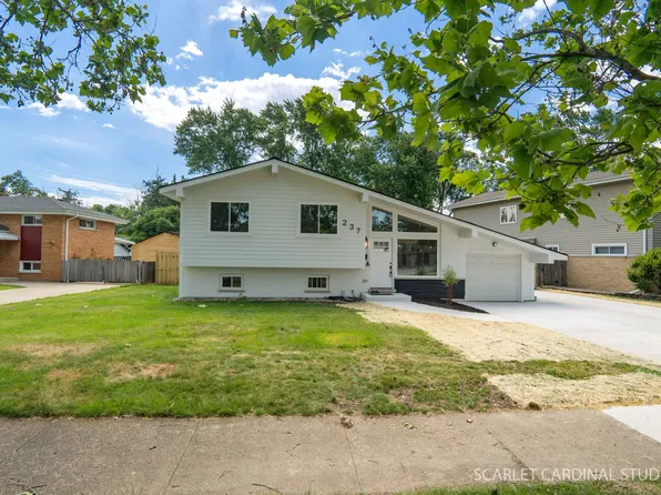 237 Terry Ln, Villa Park, IL 60181