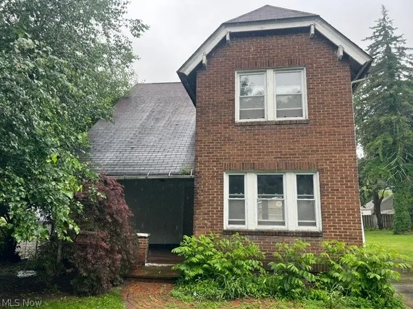 462 Watson St, Akron, OH 44305