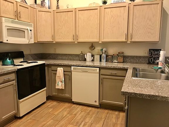 4th image of 8304 N Freshwater Ln