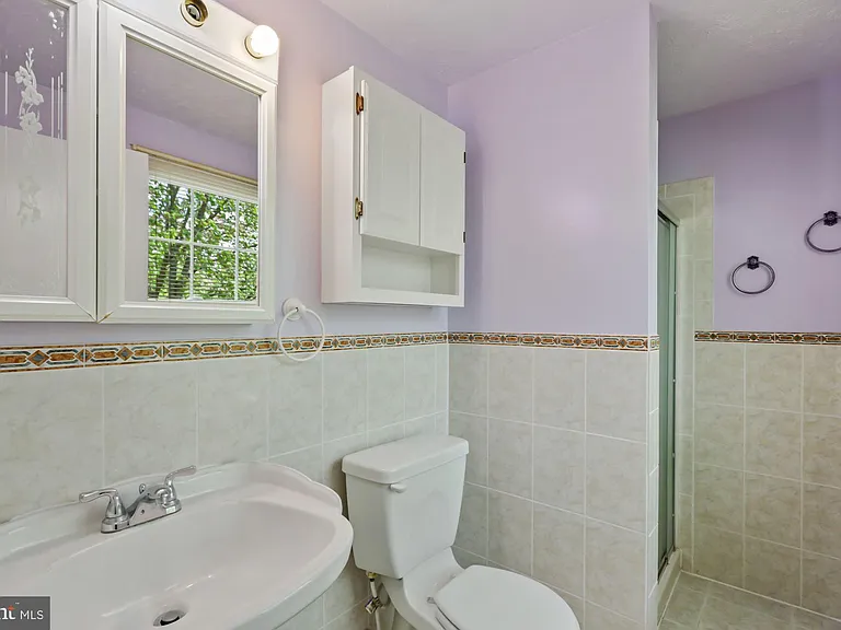 9404 Mirror Pond Dr — Photo 21