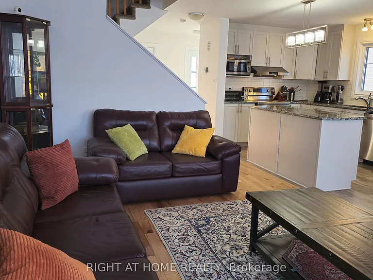 330 Twilight Ave — Photo 4