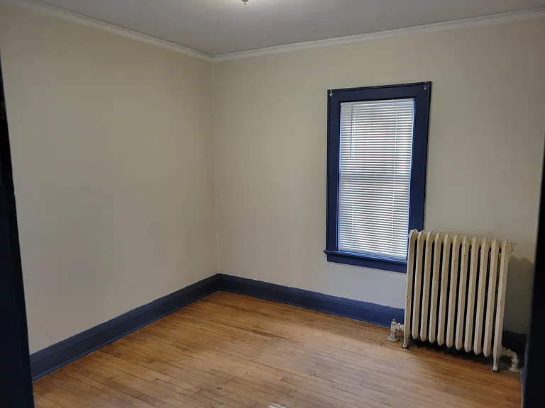 3343 N Oakland Ave — Photo 7