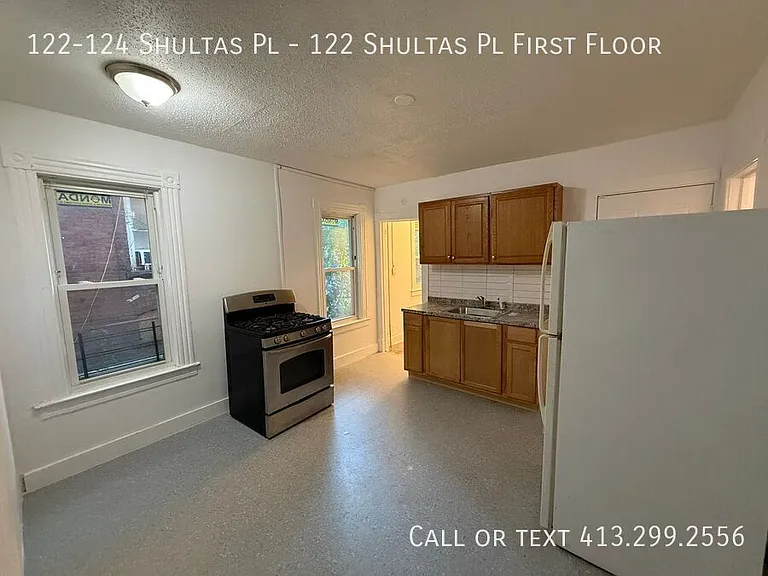 122-124 Shultas Pl #1 — Photo 5
