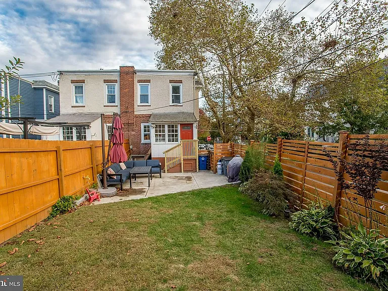 501 E Mount Airy Ave — Photo 41