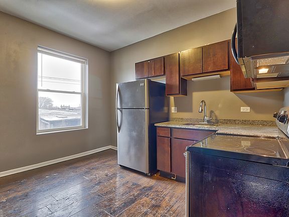 5th image of 1852 S Central Park Ave APT 2W