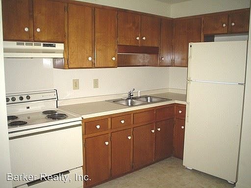 2nd image of 721 Dorothea Dr