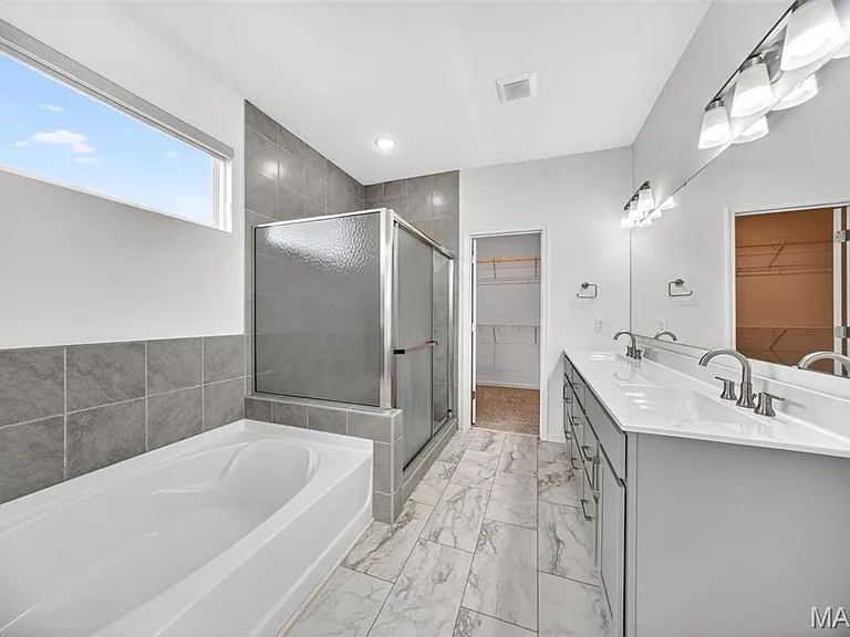 207 Kerry Downs Dr — Photo 18