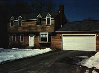 3 Sunny Acres Dr, Bethel, CT 06801