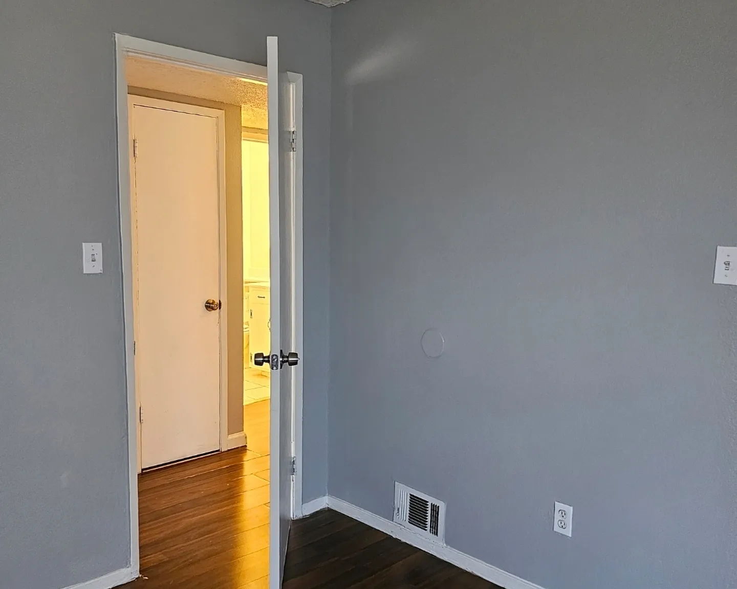 Townhouse for rent — Photo 3