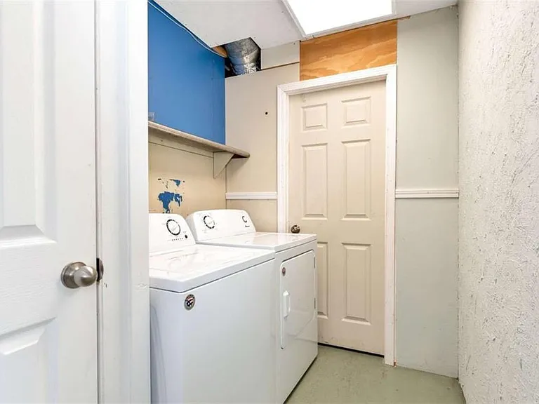 3978 Pine Shore Cir — Photo 43