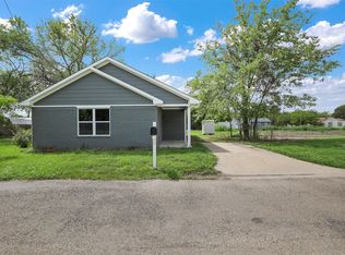 317 Jones St, Bonham, TX 75418