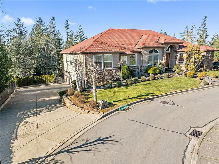 1587 SW Walters Loop — Photo 1