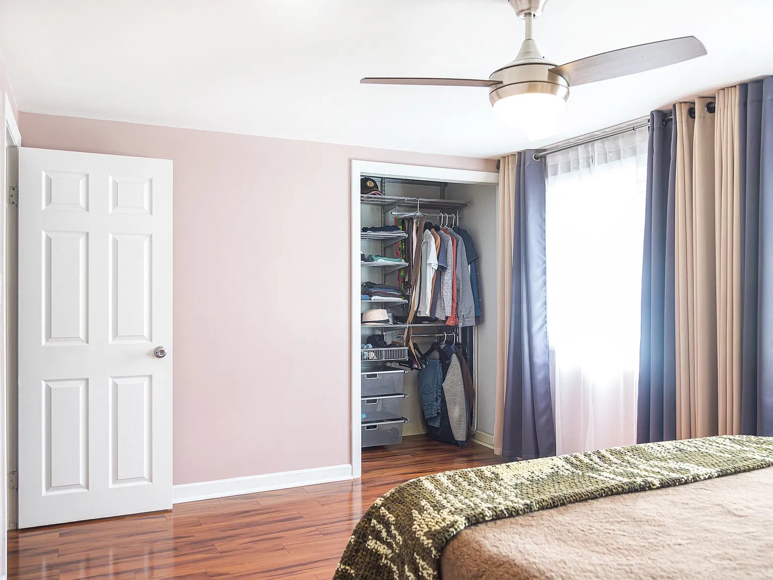 2 bed, 1100 sqft, $3,000 — Photo 3