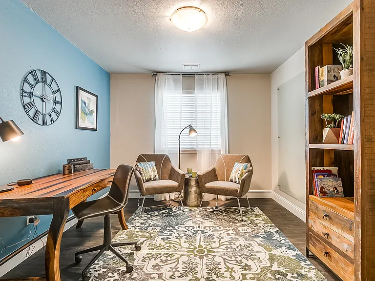 3809 Huntington Dr — Photo 22