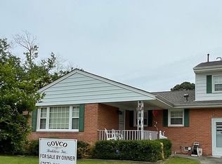 18 Bonneville Dr, Hampton, VA 23664