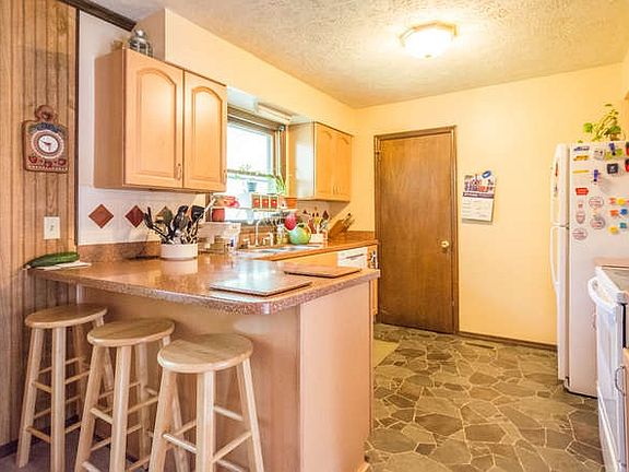 5th image of 111 N Langley Dr