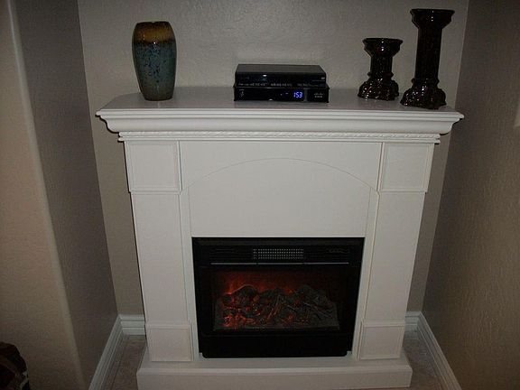 4th image of 1950 N Center St #127