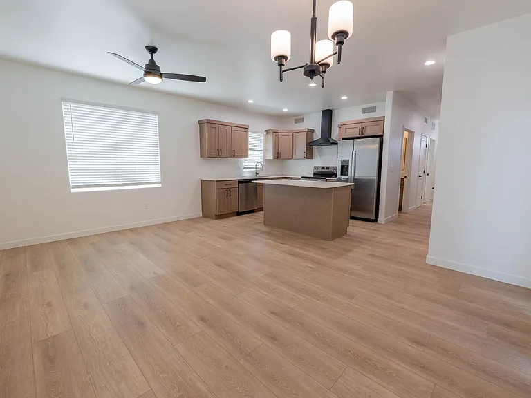 1300 N Rook Ave #18 — Photo 4