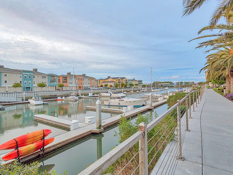 Gorgeous Marina views steps away from your home