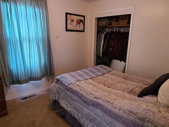 3rd image of 317 Penny Ave
