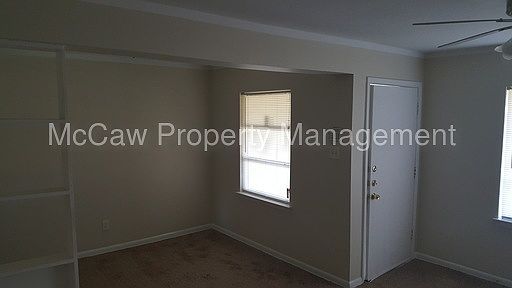 5th image of 6819 Coleshire Dr