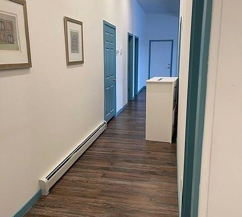 3rd image of 976 Bush Ave #202