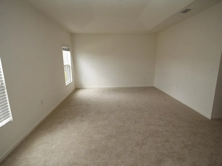 561 Dillard Dr SE — Photo 9