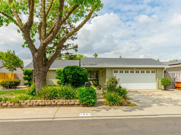 1501 Bella Terra Dr, Modesto, CA 95355