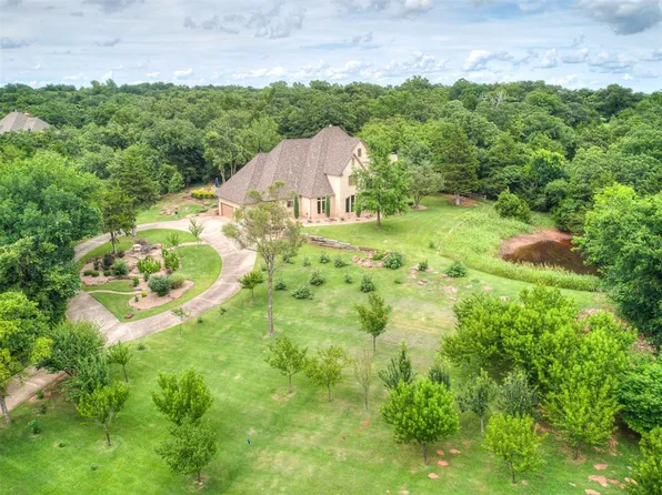 4320 Canaan Creek Rd, Edmond, OK 73034