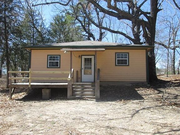 2nd image of 266 James Fannin Rd