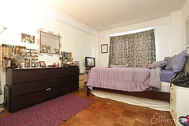 Rented by City Connections Realty