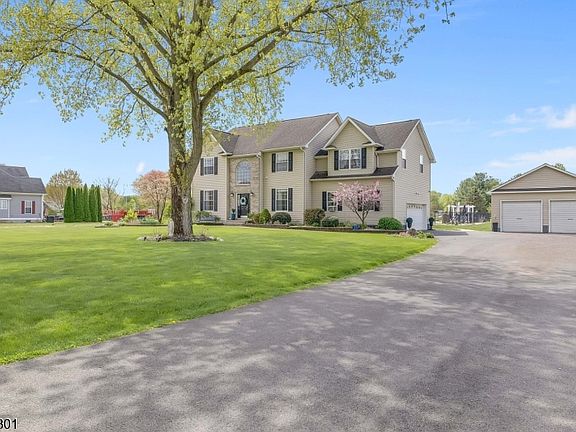 2nd image of 6 Quarry Road