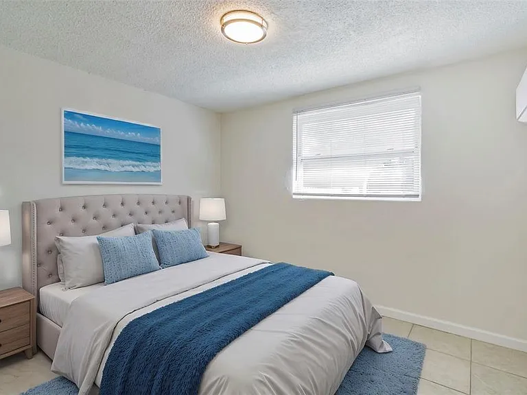 809 Illinois Ave — Photo 11