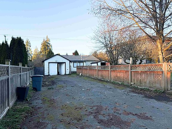 5th image of 14068 N Bluff Rd