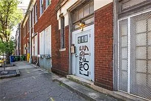 210 Walker St SW #1 — Photo 5