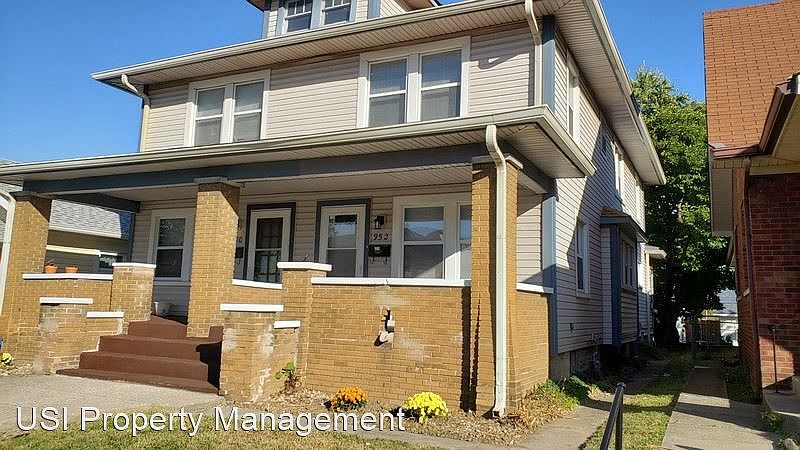 1st image of 952 E Bradbury Ave