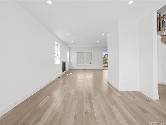 4th image of 2849 Alder Road