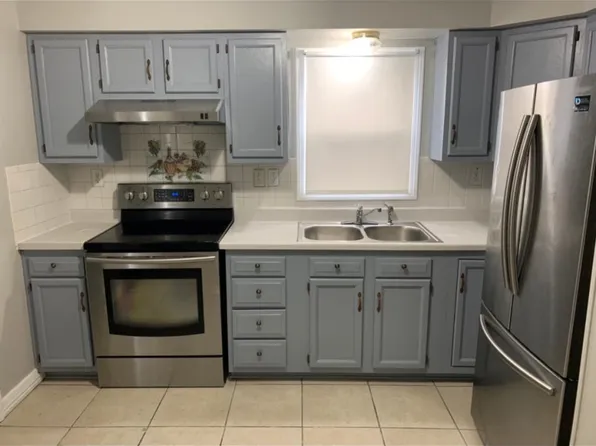 415 S 9th St, Newark, NJ 07103