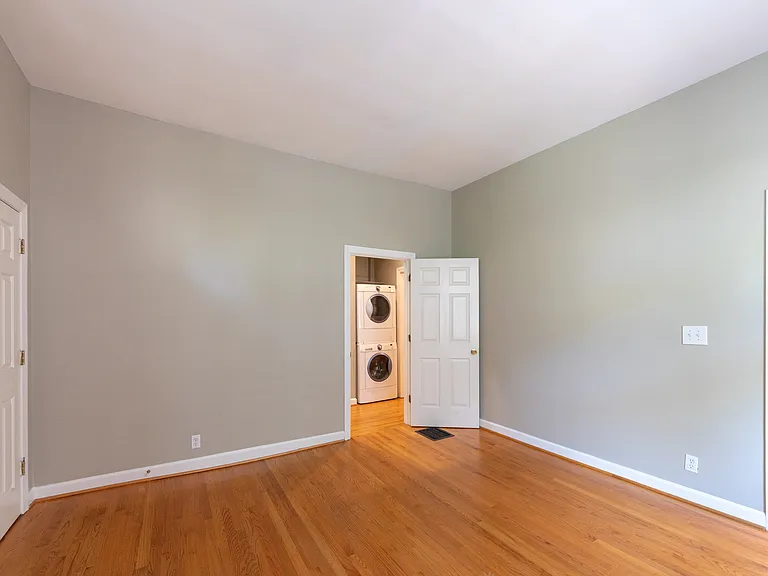 791 Myrtle St NE — Photo 14
