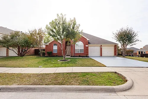 857 Dalmalley Ln Photo 1