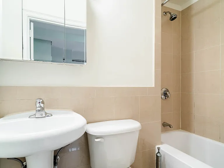 41 W 86th St #15B — Photo 16