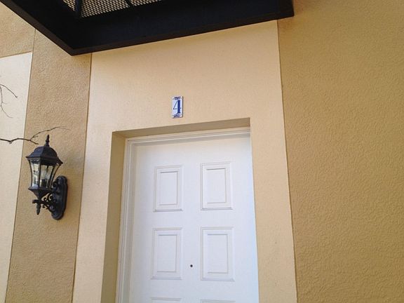 3rd image of 406 S Melville Ave Unit 4