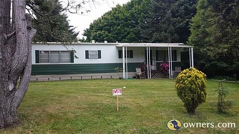 Front of home facing SW